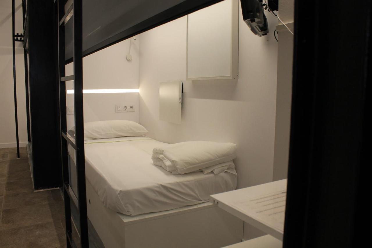 M Pods Malaga Hotel Exterior photo