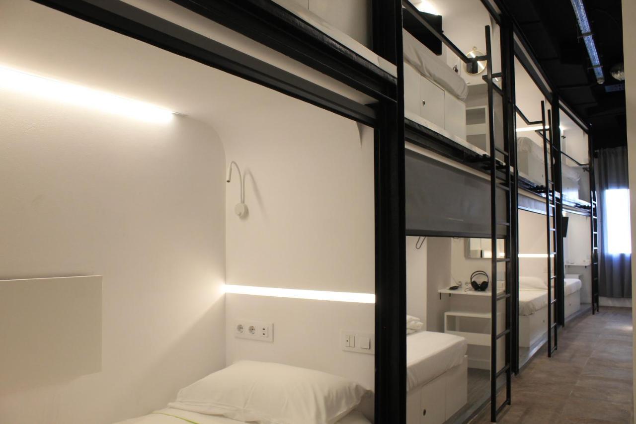 M Pods Malaga Hotel Exterior photo
